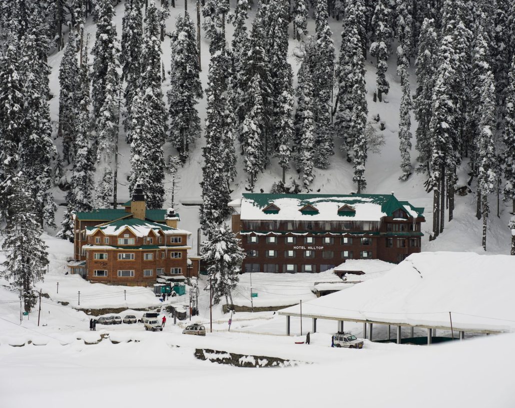 pexels-imad-clicks-11203203